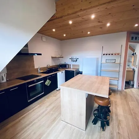 A La Ferme Apartment *
